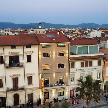 Szálloda Pardini Viareggio