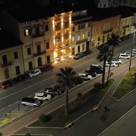 Ξενοδοχείο Pardini 3*